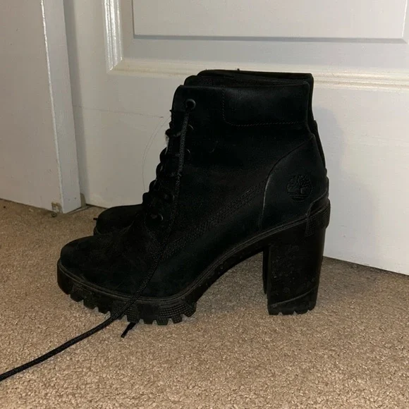 Timberlands - Picture 2 of 4